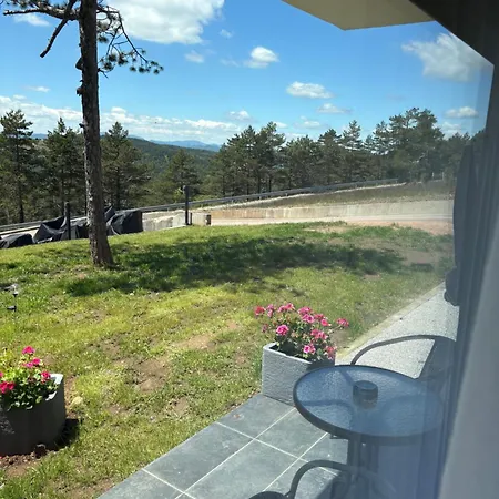 Divcibarski Pogledi Apartman *