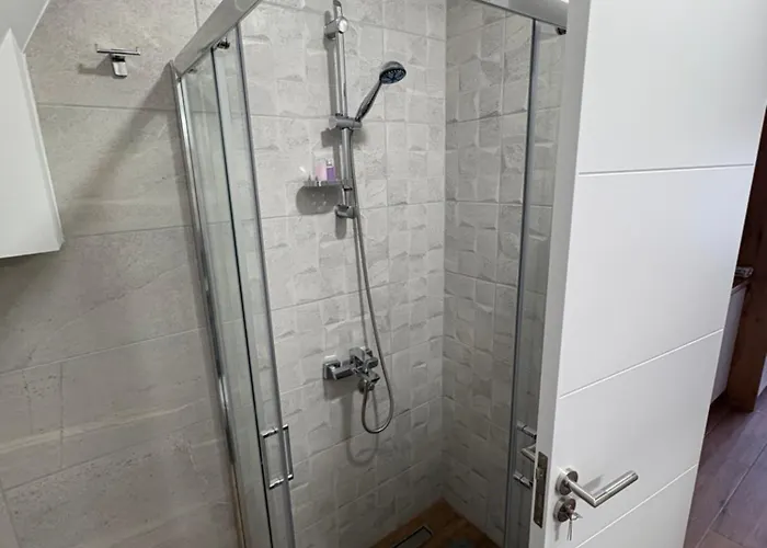 Divcibarski Pogledi Apartament *